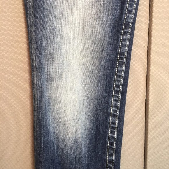 Vigoss The Chelsea Jeans Size 30x33 Boot Cut Embellished Denim Low Rise - Picture 9 of 12